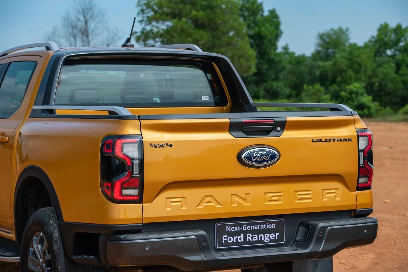 Ford Ranger Wildtrak thế hệ mới ra mắt cùng "đàn em" gồm 5 phiên bản tại Việt Nam
